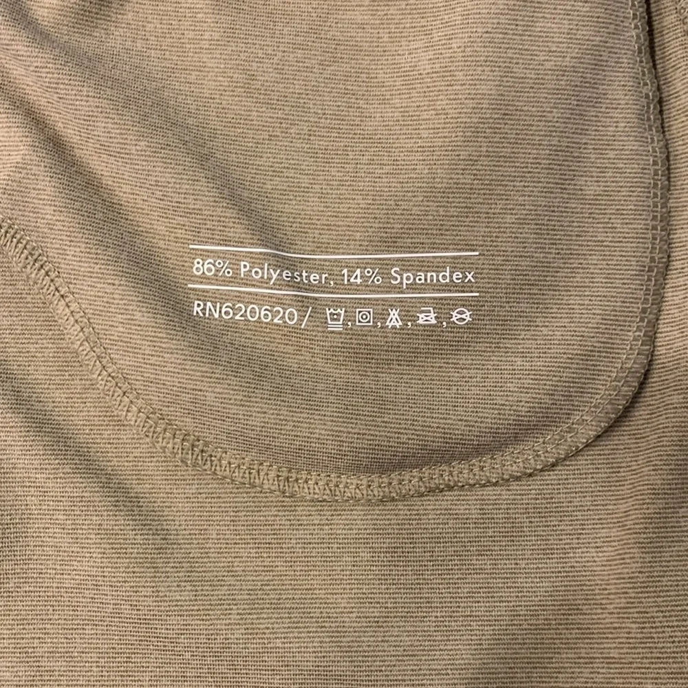 Outdoor Voices 7” Sunday Short in mocha, size XS